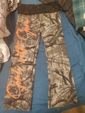 Girls With Guns Camo Pants Large